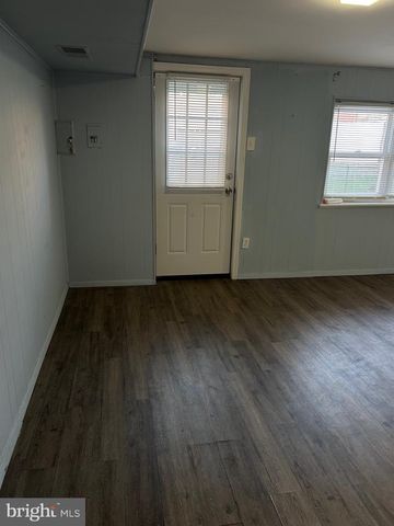 3243 LESTER RD, Philadelphia, PA 19154