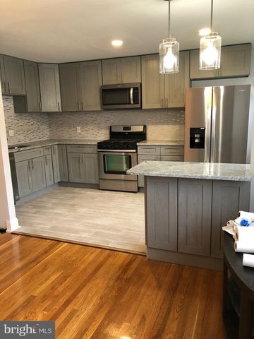 3243 LESTER RD, Philadelphia, PA 19154