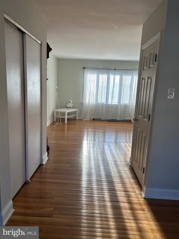 3243 LESTER RD, Philadelphia, PA 19154