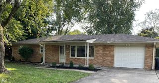 624 E Fairview Drive, Greenwood, IN 46142