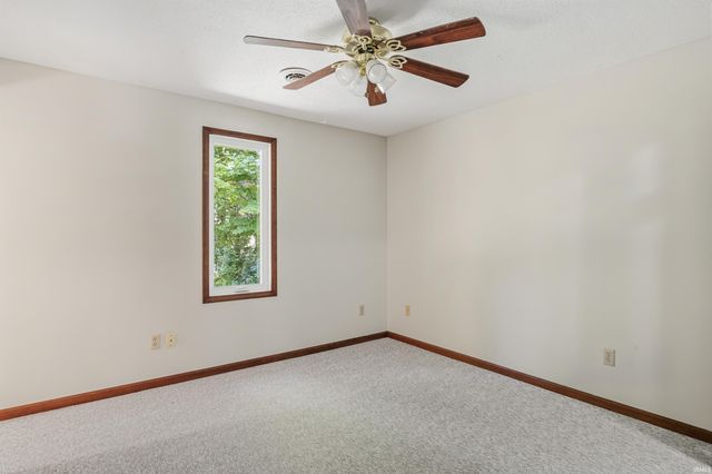 6711 Rockingham Drive, Fort Wayne, IN 46835