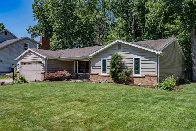 6711 Rockingham Drive, Fort Wayne, IN 46835