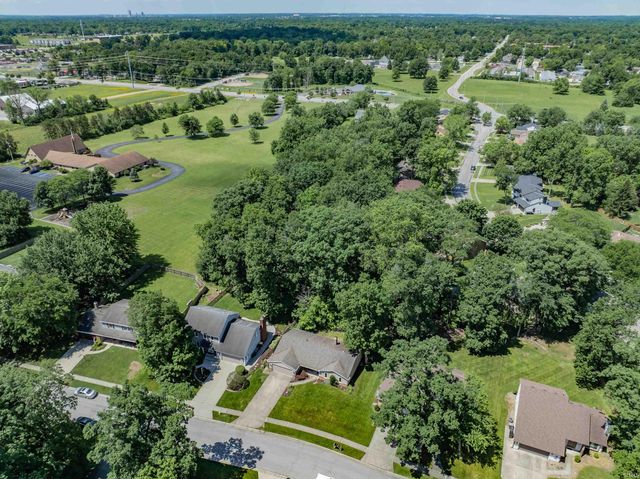6711 Rockingham Drive, Fort Wayne, IN 46835