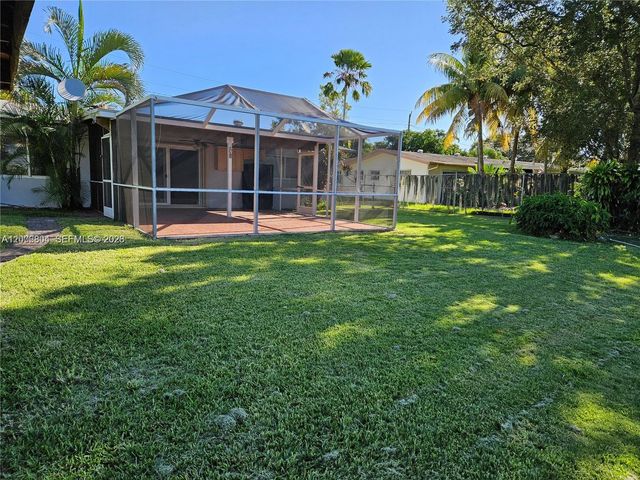 10050 Broad Channel Dr, Cutler Bay, FL 33157