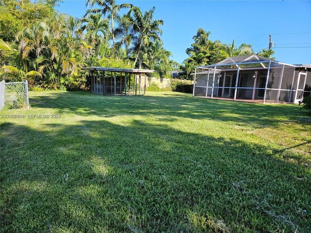 10050 Broad Channel Dr, Cutler Bay, FL 33157