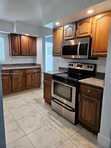 10050 Broad Channel Dr, Cutler Bay, FL 33157