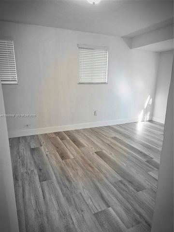 10050 Broad Channel Dr, Cutler Bay, FL 33157