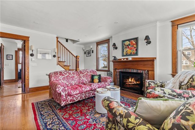 123 Beacon Street, Middletown, RI 02842