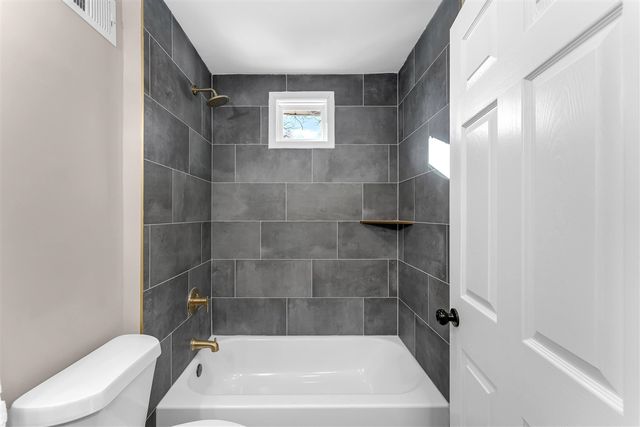 135 Althea Avenue, Battle Creek, MI 49017