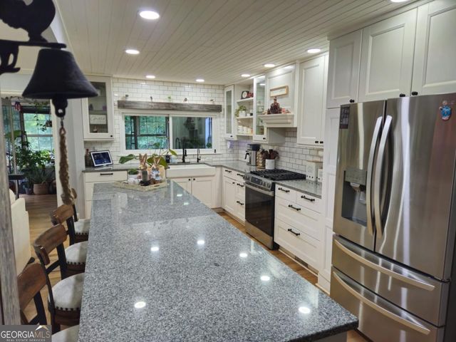 115 Laney Court, Mcdonough, GA 30252