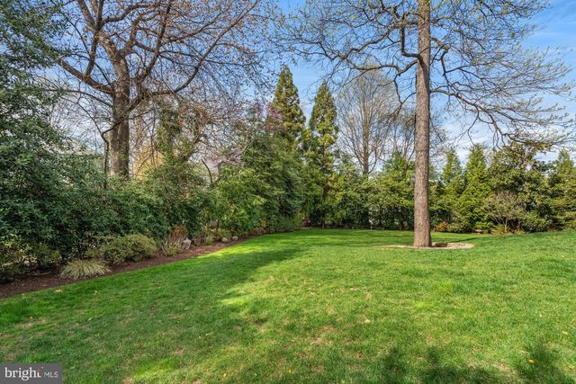 305 MANSION DR, Alexandria, VA 22302