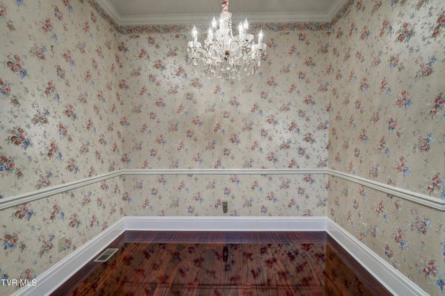 2734 East Oakland Avenue D33, Johnson City, TN 37601