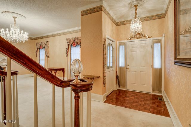 2734 East Oakland Avenue D33, Johnson City, TN 37601