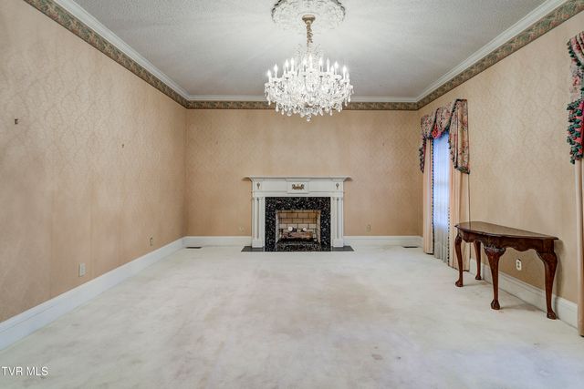 2734 East Oakland Avenue D33, Johnson City, TN 37601