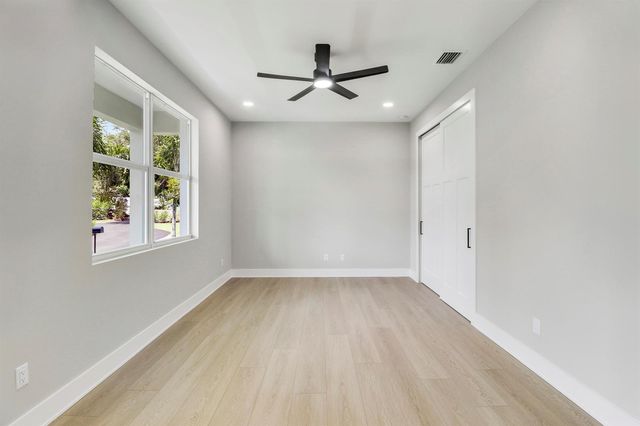 1013 NE Orange Avenue, Jensen Beach, FL 34957