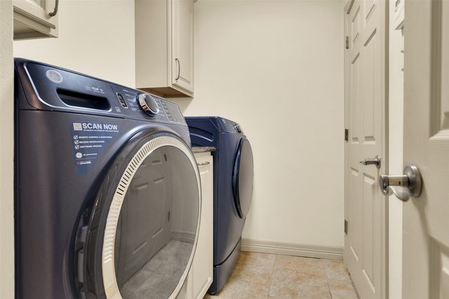 2514 Canyon Creek Drive, Sherman, TX 75092