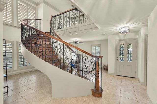 2514 Canyon Creek Drive, Sherman, TX 75092