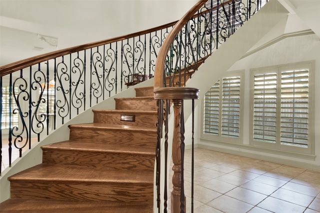 2514 Canyon Creek Drive, Sherman, TX 75092