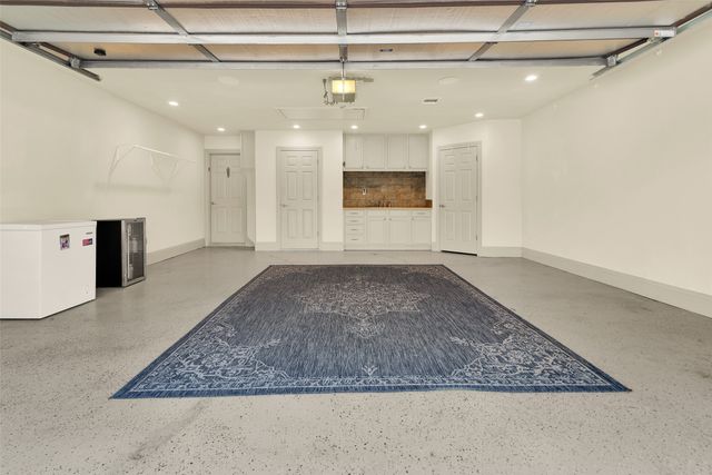 2514 Canyon Creek Drive, Sherman, TX 75092