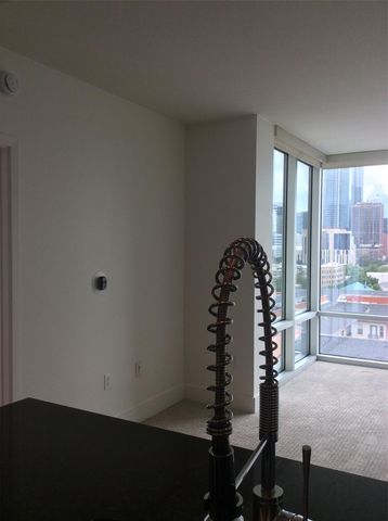 300 Bowie ST 902, Austin, TX 78703