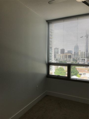 300 Bowie ST 902, Austin, TX 78703
