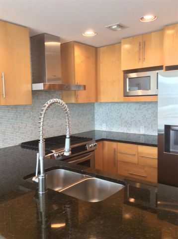 300 Bowie ST 902, Austin, TX 78703