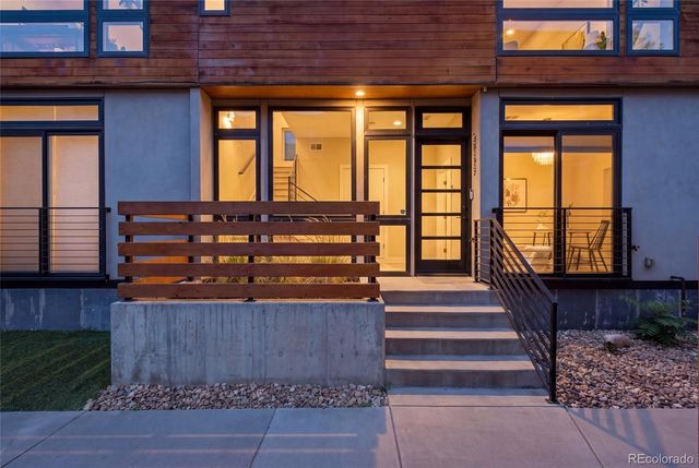 2733 W 21st Avenue, Denver, CO 80211