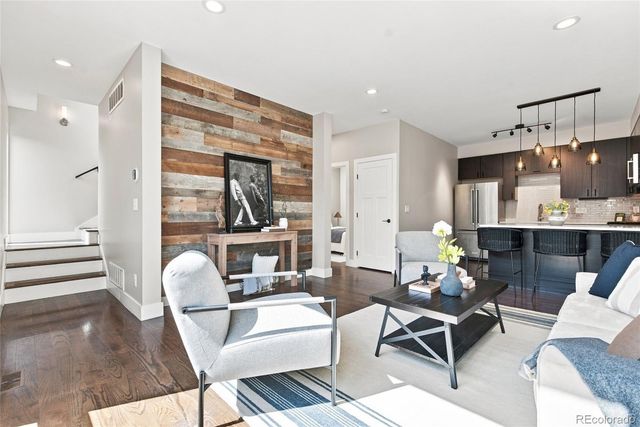 2733 W 21st Avenue, Denver, CO 80211