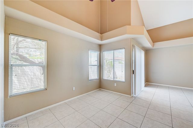 8208 Renfrew Drive, Las Vegas, NV 89145