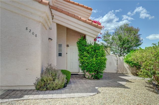 8208 Renfrew Drive, Las Vegas, NV 89145