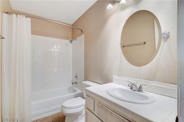 8208 Renfrew Drive, Las Vegas, NV 89145
