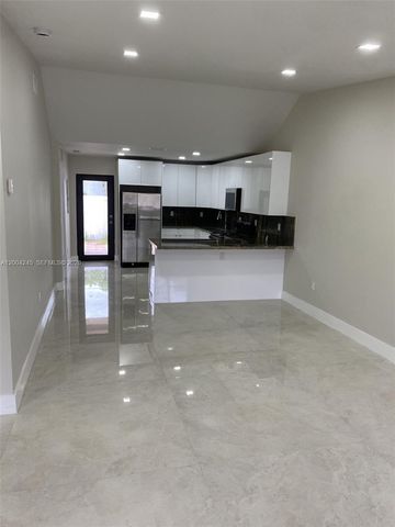 12227 SW 24th Terrace 30, Miami, FL 33175