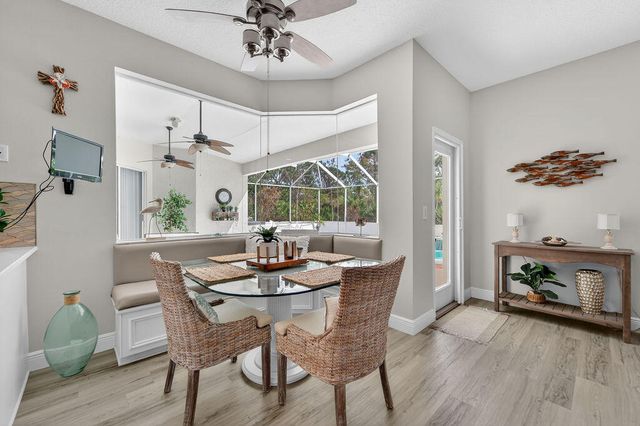 527 NW Bellworth Place, Jensen Beach, FL 34957