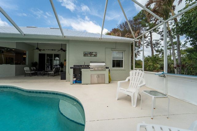527 NW Bellworth Place, Jensen Beach, FL 34957