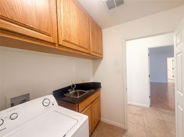 12 Birchwood CIR, Wimberley, TX 78676