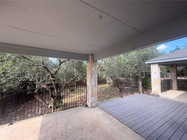 12 Birchwood CIR, Wimberley, TX 78676