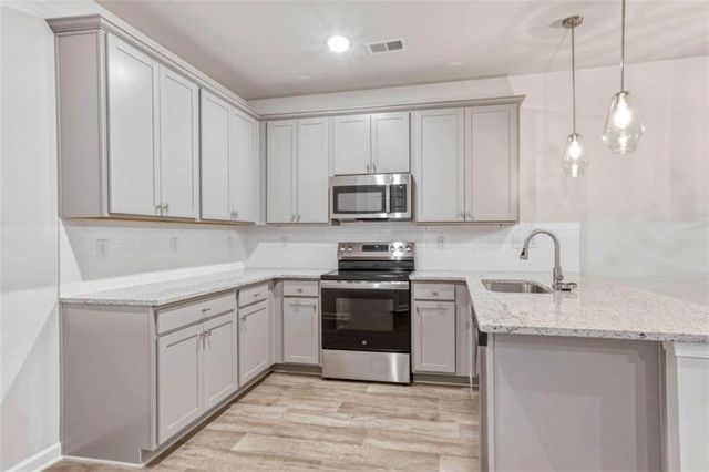 3666 PARKWAY JAMES Drive, Snellville, GA 30039