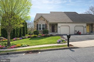 746 SEEM DR, Kutztown, PA 19530