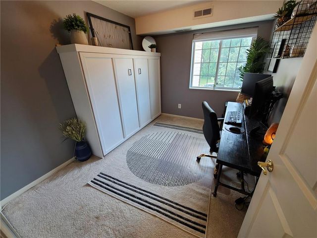 871 37th Avenue NW C, Rochester, MN 55901