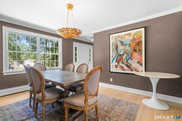 16 Burma Road, Woodbridge, CT 06525