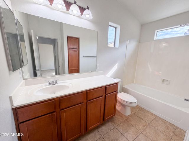 1350 S GREENFIELD Road 2219, Mesa, AZ 85206