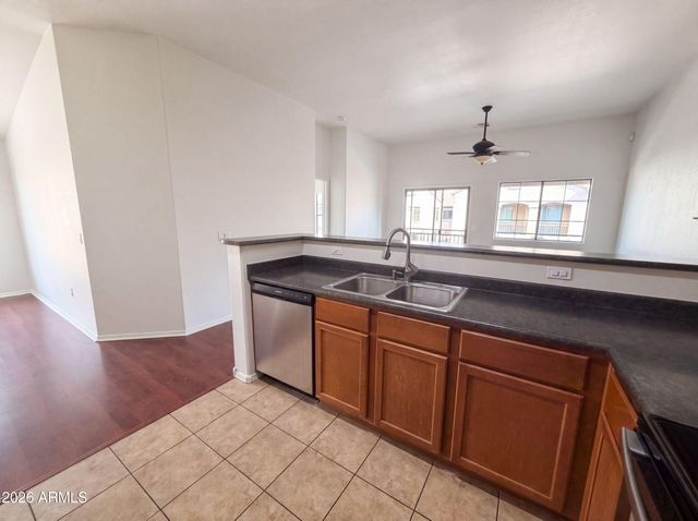 1350 S GREENFIELD Road 2219, Mesa, AZ 85206