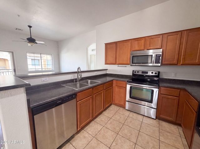 1350 S GREENFIELD Road 2219, Mesa, AZ 85206