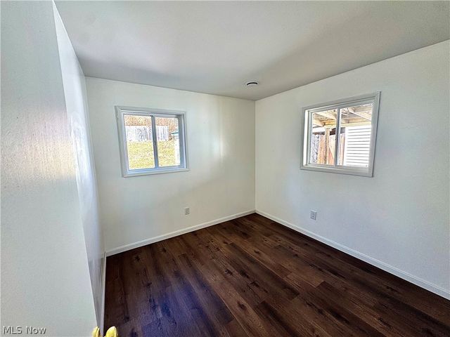 1411 Hukill Street, Brilliant, OH 43913