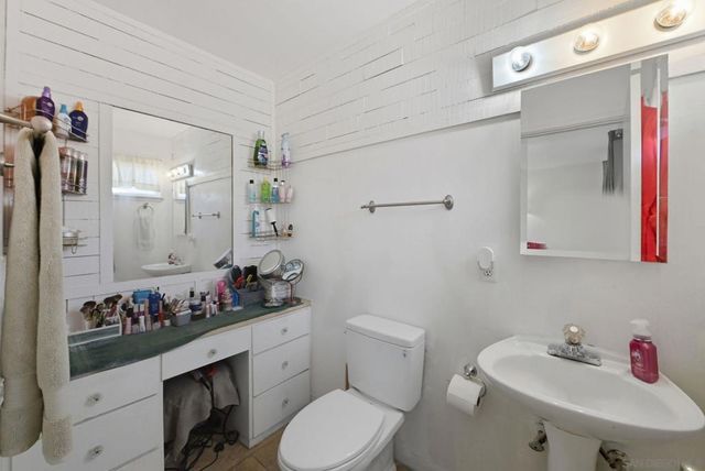 5110 Galt Way, San Diego, CA 92117