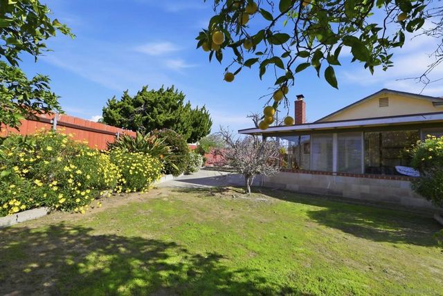 5110 Galt Way, San Diego, CA 92117