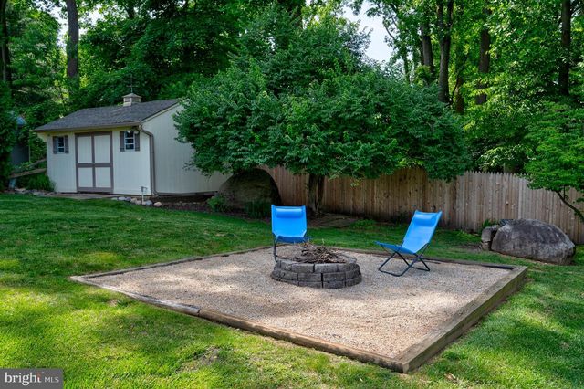 1109 EDWARD LN, West Chester, PA 19382