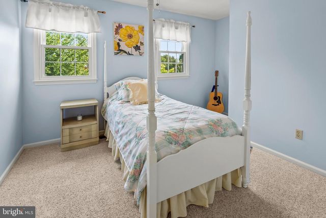 1109 EDWARD LN, West Chester, PA 19382