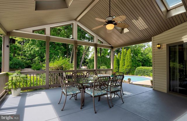 1109 EDWARD LN, West Chester, PA 19382