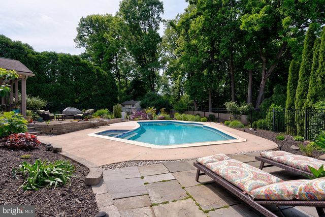 1109 EDWARD LN, West Chester, PA 19382